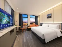 Changchun International Convention and Exhibition Center TULIP LODJ Hotel - parking