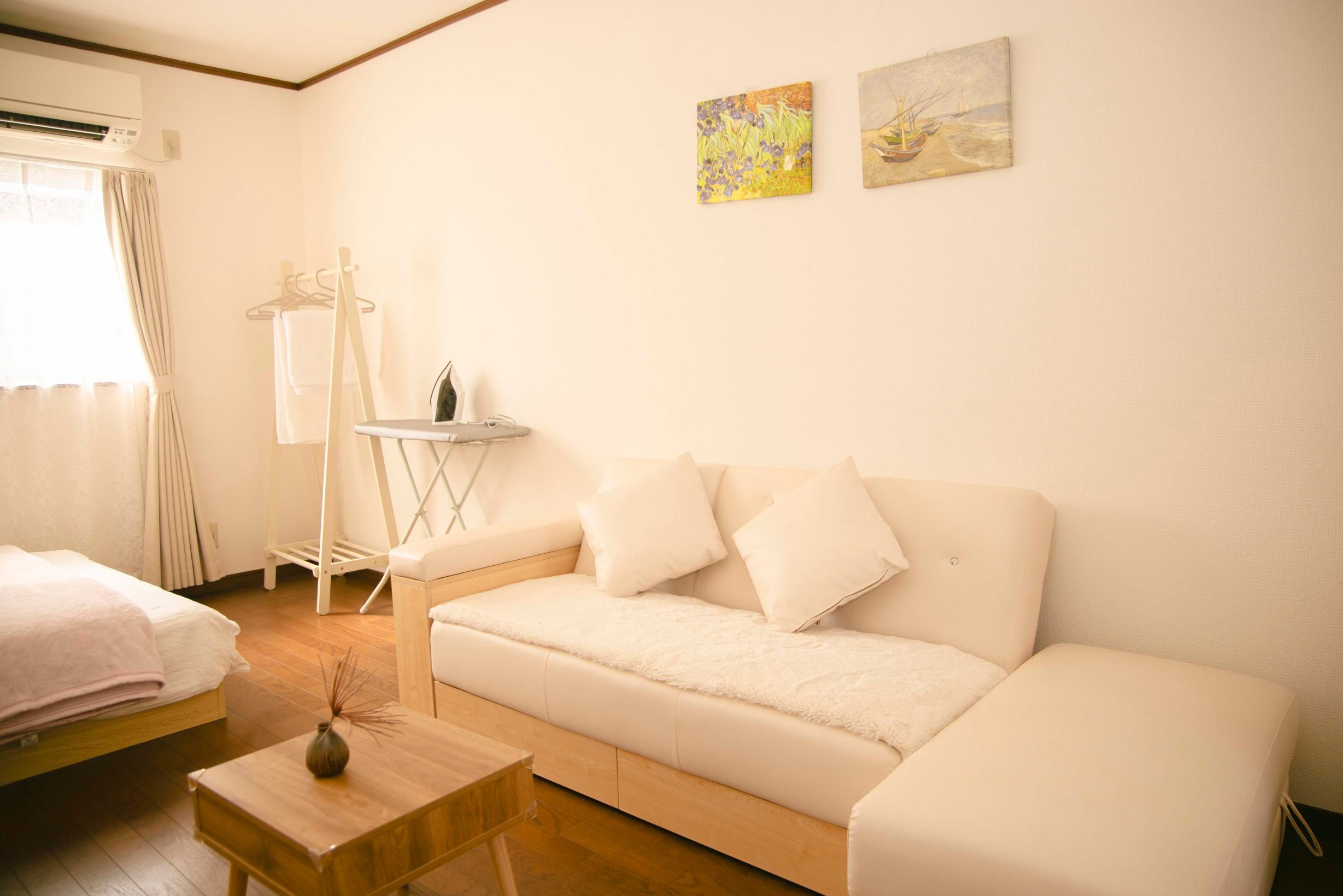 ⁠Moon Homestay Osaka