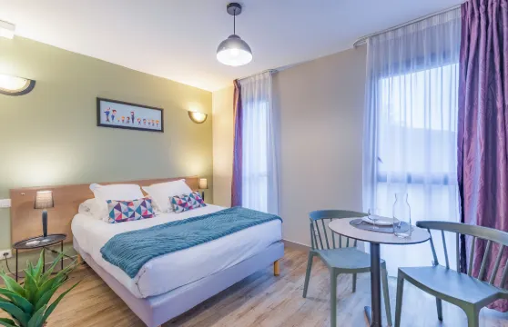 昂古萊姆中心經典城市公寓酒店