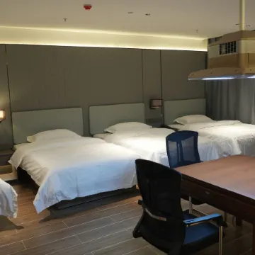 Dehui Qiantang Elegant Restaurant Business Hotel