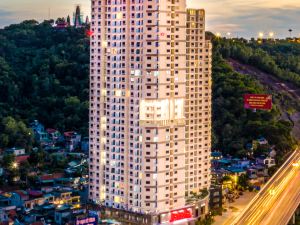 Ramada Hotel & Suites by Wyndham Halong Bay View