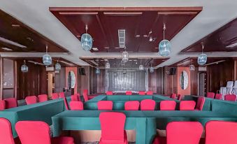 Beinuo Holiday Inn Tongling (Tianjing Lake Park store)