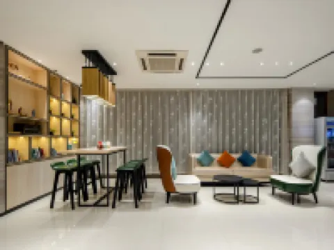 City Comfort Inn Hotels in Zhaoping