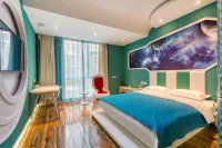 Dongying Belle Boutique Theme Hotel (Haitong Road Food Street Ginza Plaza)