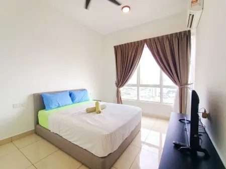 Johor Bahru Town Pinnacle Tower 3 Bed 2 Bath