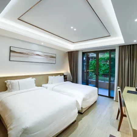 Oasis Forest Hotel