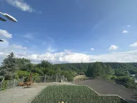 鏡泊湖釜山農園民宿