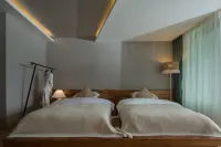 Jibian Jiyi Panoramic Hot Spring Inn