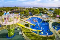 Swan Lake Resort Hotel - Gym