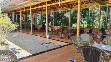 Lushan Xinyu Leisure Center Отели в г. Лушань