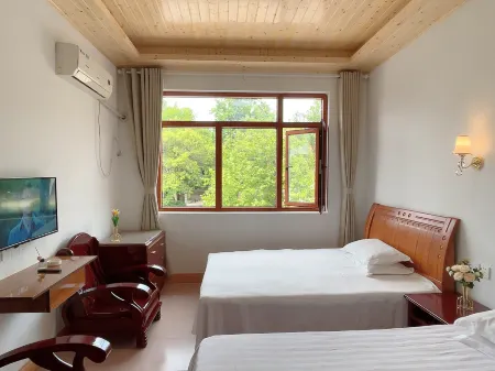 Jinfuyuan Farm Restaurant Отели рядом с достопримечательностью «Hubei Ming and Qing Dynasties Ancient Architecture Museum»