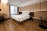 HanTing Hotel (Akesu Airport)