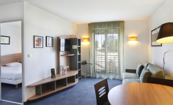 Suite - Home Orleans Saran