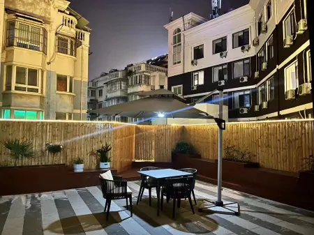 Ni Hao Hotel (Chuzhou Langyashan Suning Square) Отели рядом с достопримечательностью «Anhui Open University Chuzhou Branch»