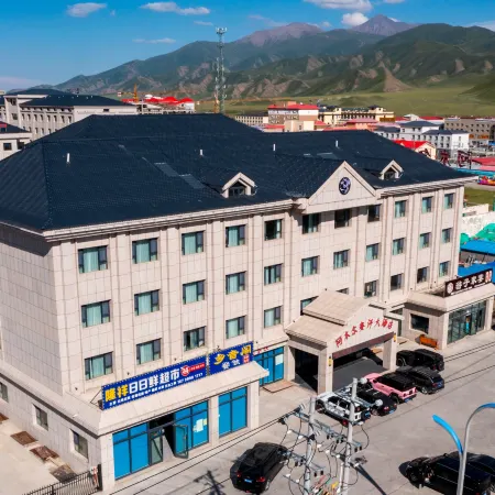 Amur Sai Khan Hotel