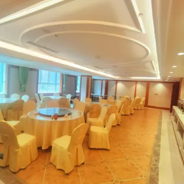 Vienna Hotel (Meizhou Huayang Hotel )
