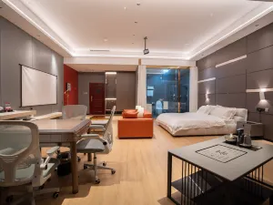 Beitun Hongjingtian Hotel