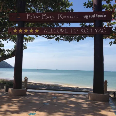 Blue Bay Resort - Access to Pool and Beach-Phuket & Krabi