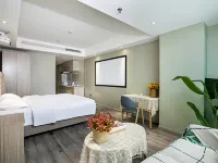 Manxing Manyu Homestay (Zhengzhou Erqi Square MixC Mall) Hotels near Zhengzhou People's Park