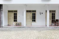 Griya Godean Syariah Yogyakarta Hotels near Beji Sidoarum Godean Sleman Yogyakarta