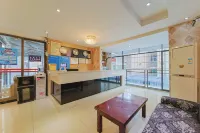 Century Star Hotel