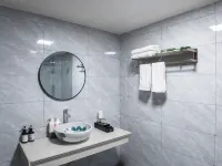 Longshan Peak Forest Hotel Hotels in Longshan