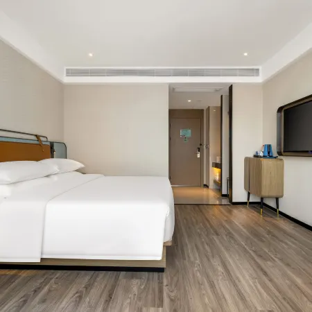 Echarm Hotel (Guigang High-Speed Rail Station Wuyue Plaza)