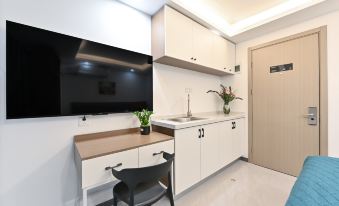 Lingshi Elegant Restaurant Hotel (Beijing Water Cube Olympic Sports Center Subway Station)