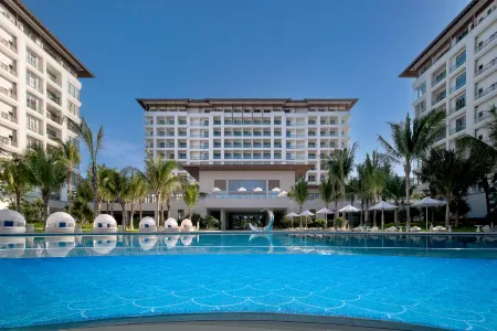 The Mermoon Resort Hainan Tufu Bay,Tapestry Collection by Hilton