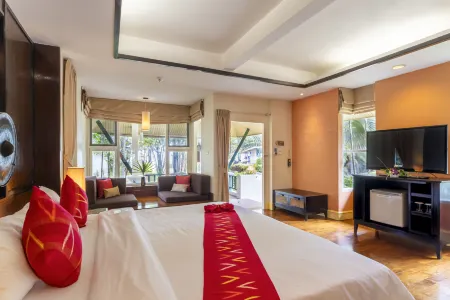 Baan Khaolak Beach Resort Отели рядом с достопримечательностью «Beyond Boxing Stadium - Bang Neang Khaolak»