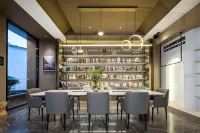 Ningbo Ninghai Xizi International Outer Ring West Road Atour Hotel فنادق في نينغ خاي