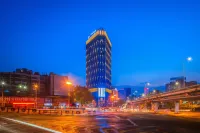 Pullman Guiyang Hotel a Railway Station Area