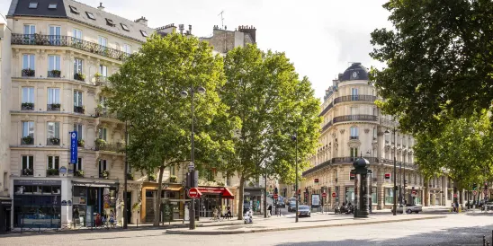 Hotel Plaza Elysées