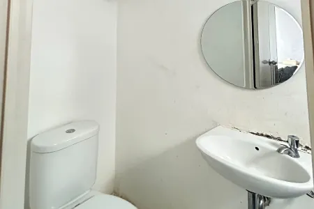 Barata Residence Aeropolis Отели в г. Neglasari