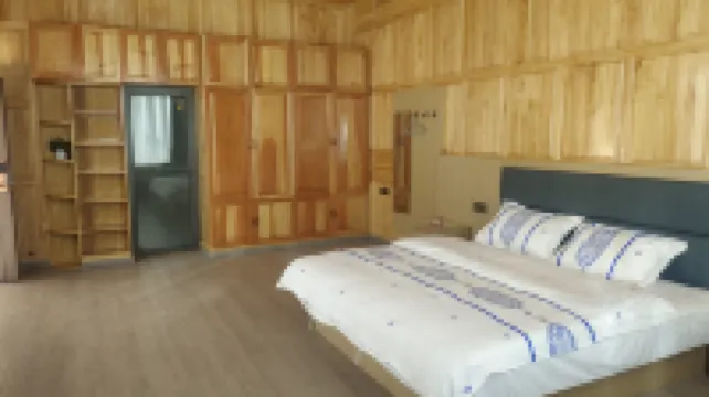 Xuanming Hotel Hotels near Cizhong Village