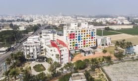 โรงแรมลาร์ค