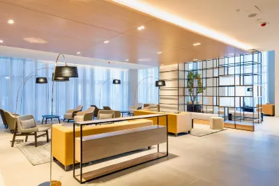 Radisson Hotel and Residence Riyadh Olaya Hotels near كلية العناية الطبية