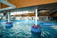 Blue Top Hot Spring Resort (Qinhuangdao Fira Resort) Hotels in Qinhuangdao