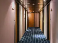 Giant Rich Hotel Hotels near Luzhou District