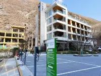 Bipenggou Guanshan Wangyue Hotel - parking