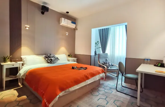 美客美家酒店（眉山東站店）