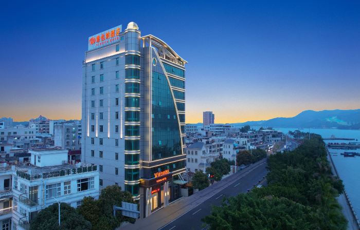 Vienna Hotel (Shanwei Feicuiwan, Erma Road Food Street)