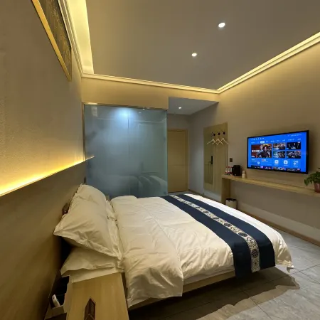 Hotels in Orange