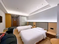 Asian crystal E-sports Hotel