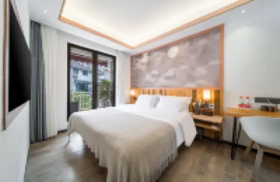 三台山郡民宿（西湖店）