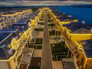 Shijiazhuang Hutuo River Art Ecological Island Hotel
