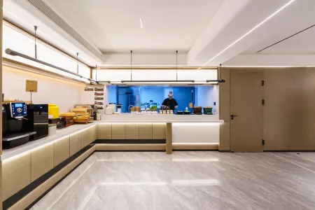 Atour X Hotel, South Plaza, Shenyang North Railway Station Отели рядом со станцией Shenyang East Railway Station