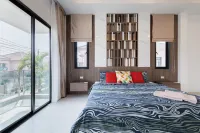 Pattaya detached four-bedroom five-bed room pool villa