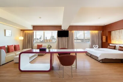 Veronica Residence