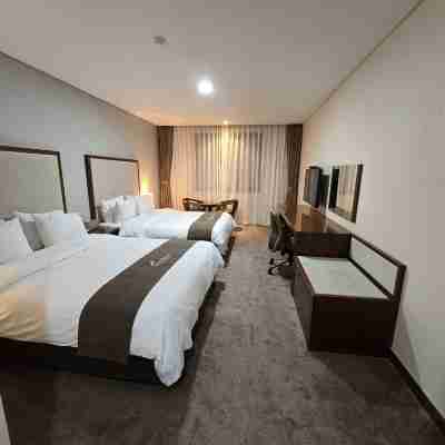 ナルシャ ホテル Rooms